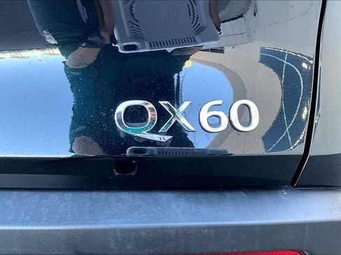 Used 2025 INFINITI QX60 Luxe image 8