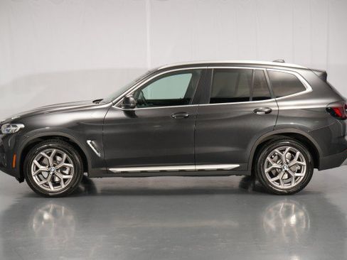 Used 2024 BMW X3 xDrive30i AWD/4WD image 2