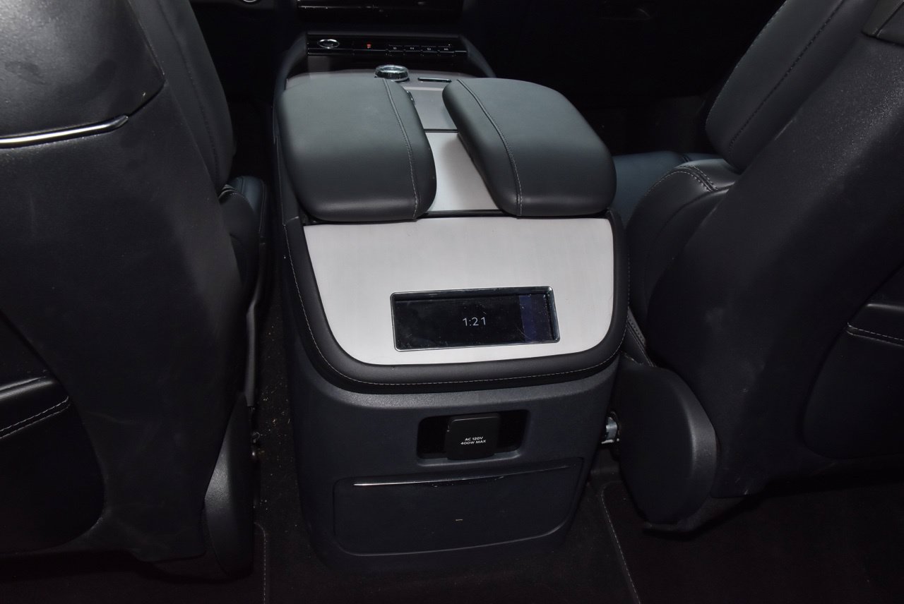New 2026 Lincoln Navigator Reserve w/ Jet Appearance Package AWD/4WD image 19