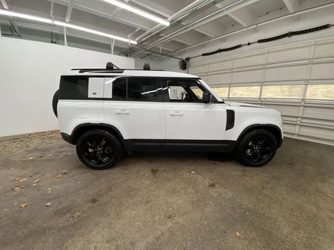 Used 2020 Land Rover Defender 110 HSE image 7