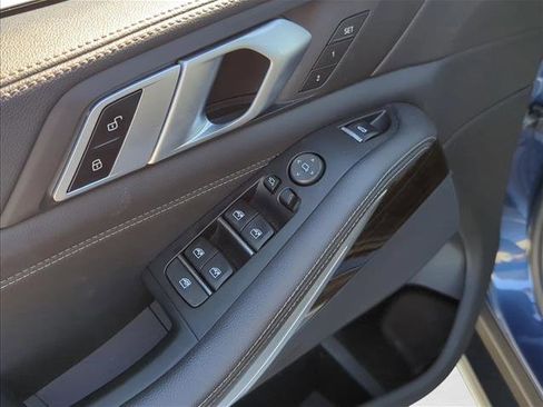 Used 2020 BMW X5 xDrive40i w/ Premium Package image 7