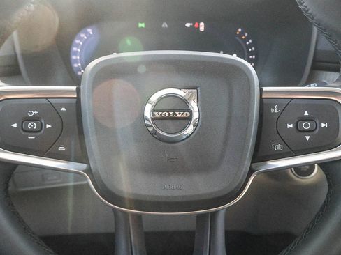 New 2026 Volvo XC40 B4 Plus w/ Climate Package image 33