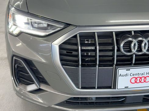 Used 2025 Audi Q3 2.0T Premium w/ Convenience Package image 11