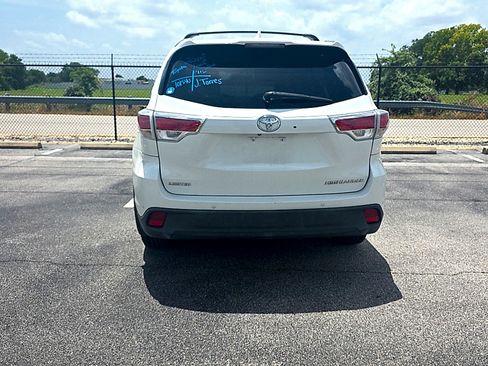 Used 2015 Toyota Highlander Limited FWD image 11