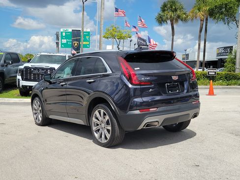 Used 2023 Cadillac XT4 Premium Luxury w/ Enhanced Visibility Package FWD image 7