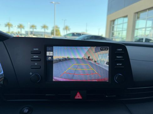 Used 2025 Hyundai Elantra Sport FWD image 29