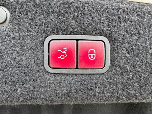 Used 2016 Mercedes-Benz S 63 AMG 4MATIC Coupe image 35