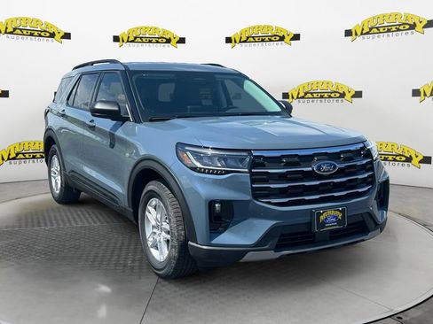 New 2026 Ford Explorer Active w/ Active Comfort Package RWD image 8