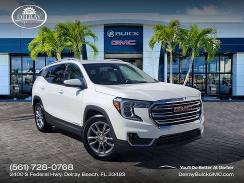 Used 2022 GMC Terrain SLT w/ Infotainment Package II image 1