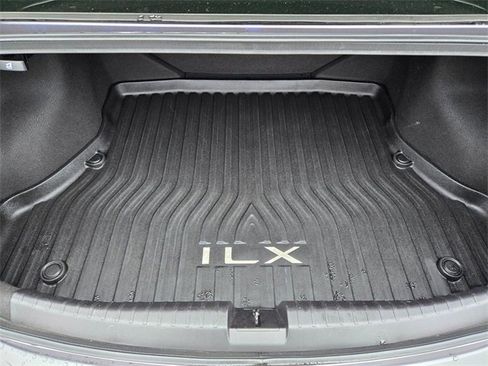Used 2020 Acura ILX w/ Premium Package image 6