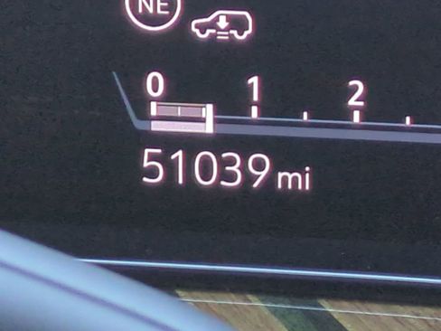 Used 2022 Cadillac Escalade Sport Platinum image 28