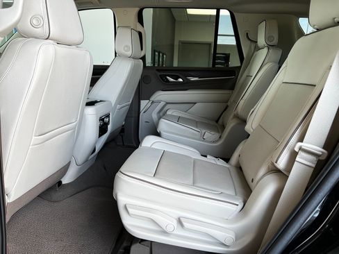 Used 2022 GMC Yukon Denali w/ Max Trailering Package AWD/4WD image 22
