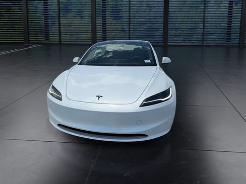 Used 2026 Tesla Model 3 RWD image 3
