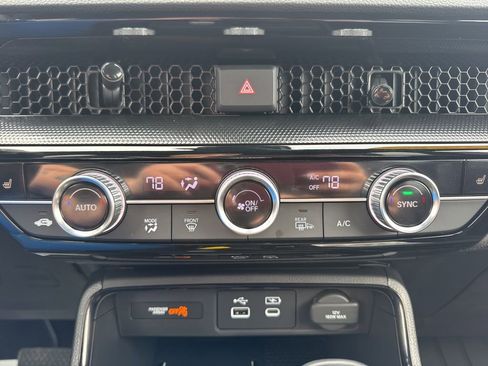 Used 2025 Honda CR-V Sport Touring image 18