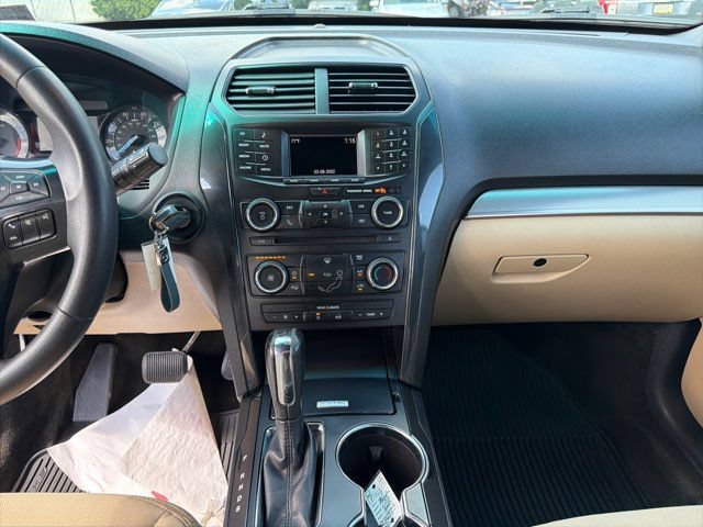 Used 2016 Ford Explorer 4WD image 30