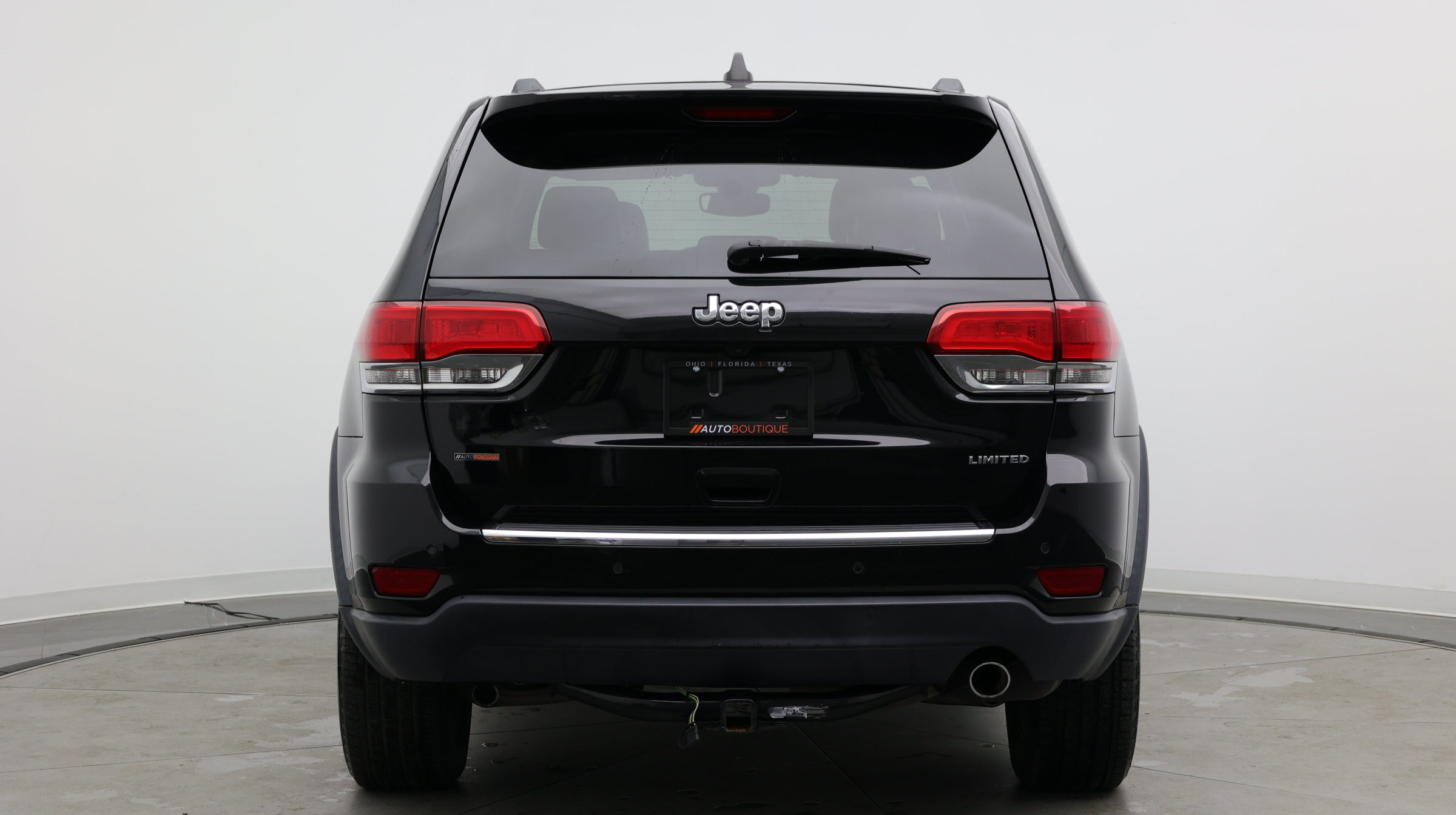 Used 2017 Jeep Grand Cherokee Limited w/ Luxury Group II RWD image 8