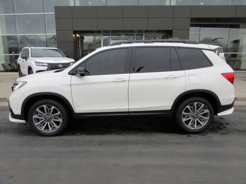 Used 2019 Honda Passport Elite image 3