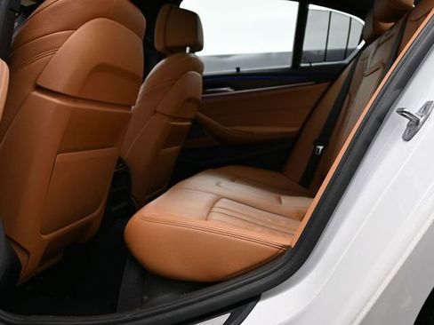 Used 2018 BMW 540i image 15