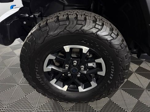 Certified 2025 Jeep Wrangler Unlimited Rubicon 4xe w/ Safety Group AWD/4WD image 11