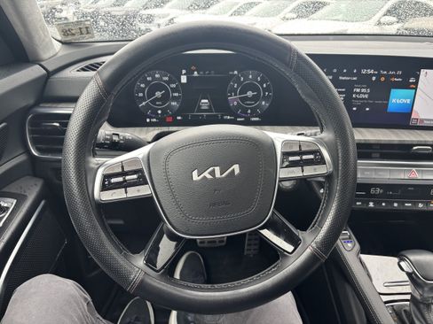 Used 2024 Kia Telluride SX Prestige AWD/4WD image 24