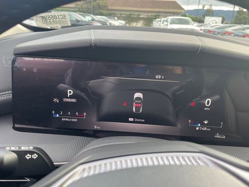 Certified 2025 Nissan Murano SV image 20