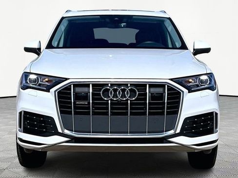 Used 2023 Audi Q7 3.0T Premium Plus image 3