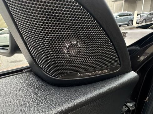 Used 2017 BMW 230i Convertible image 25