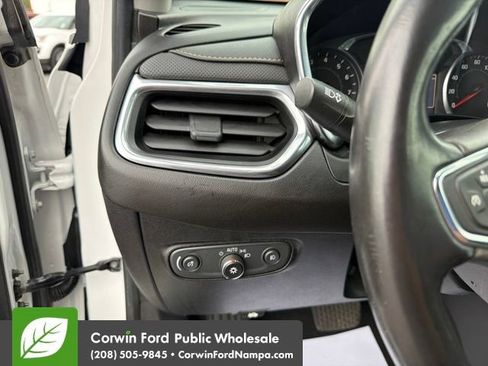 Used 2019 Chevrolet Equinox Premier AWD/4WD image 15