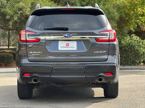 Used 2024 Subaru Ascent Premium w/ Convenience Package AWD/4WD image 5