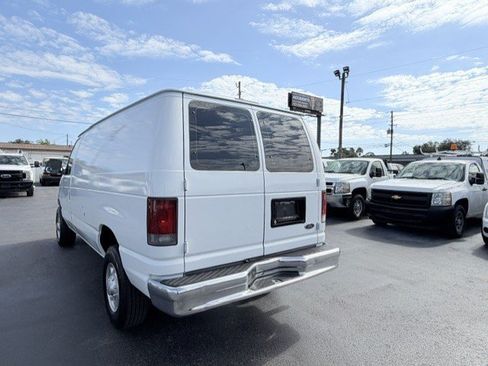 Used 2002 Ford E-350 and Econoline 350 Super Duty RWD image 7