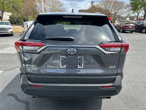 Used 2024 Toyota RAV4 XLE w/ Convenience Package FWD image 4