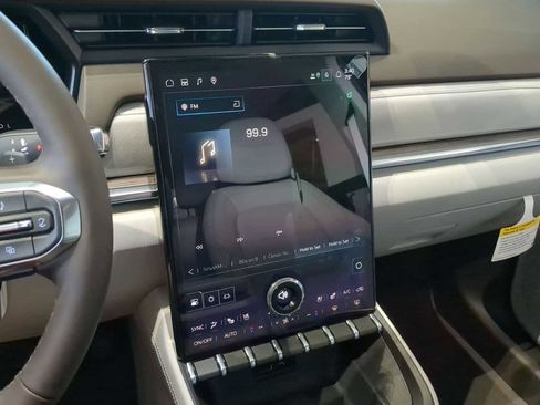 New 2026 GMC Terrain Denali image 17