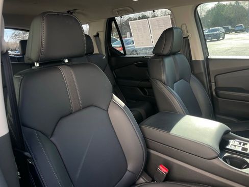 Certified 2025 Honda Pilot EX-L image 31