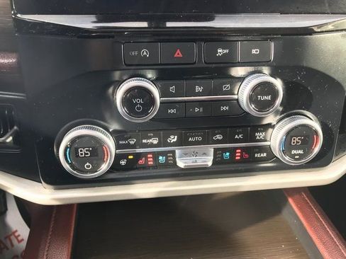 Certified 2024 Ford Expedition Max Limited image 15