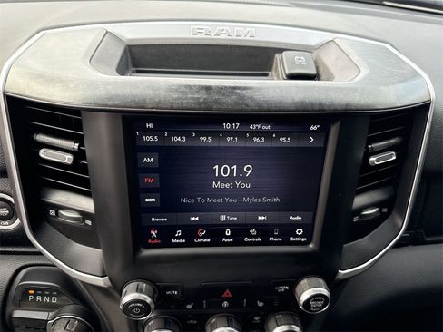 Used 2020 RAM 1500 Big Horn image 12