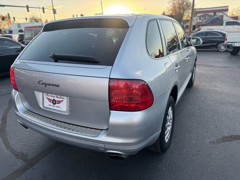 Used 2006 Porsche Cayenne image 6