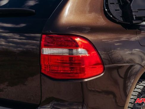 Used 2009 Porsche Cayenne image 50