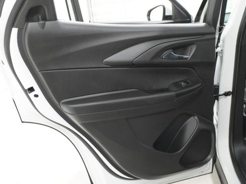 Used 2025 Chevrolet TrailBlazer LT w/ Convenience Package FWD image 32