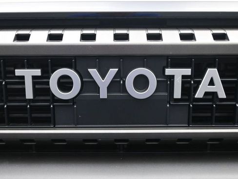 Used 2025 Toyota Land Cruiser w/ Premium Package image 36