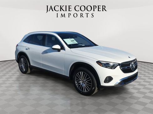 New 2026 Mercedes-Benz GLC 300 4MATIC image 3