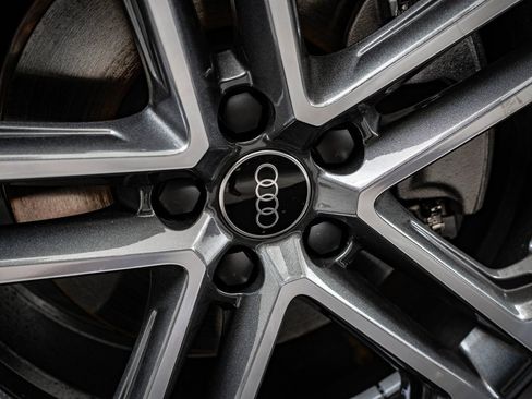 New 2025 Audi Q5 Premium Plus image 8