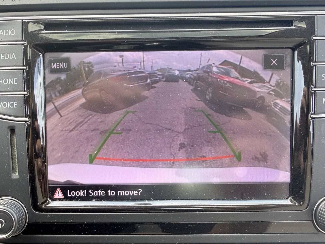Used 2018 Volkswagen Jetta SE FWD image 28