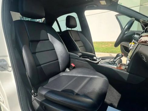 Used 2012 Mercedes-Benz C 250 Sedan image 18