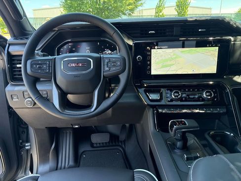 New 2026 GMC Sierra 1500 4x4 Crew Cab AT4X w/ LPO, Black Badging Package image 52