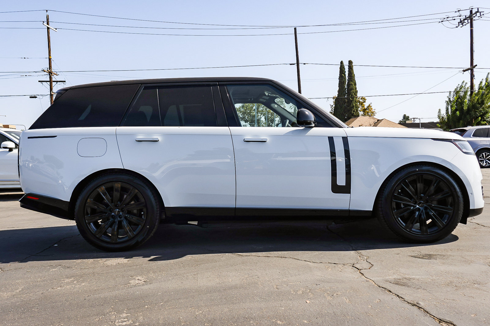 New 2026 Land Rover Range Rover SE AWD/4WD image 4