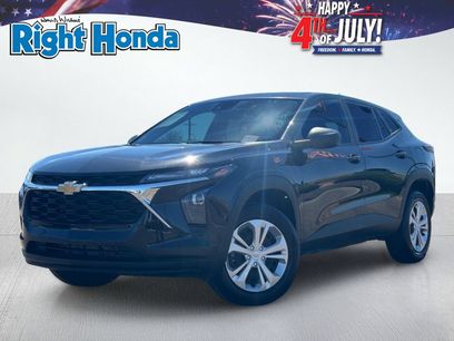 Used 2025 Chevrolet Trax LS
