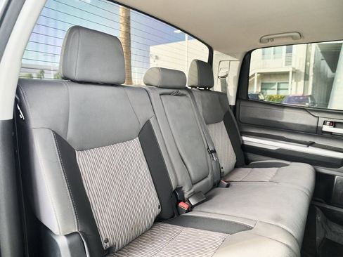 Used 2017 Toyota Tundra SR5 image 30