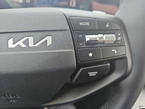 New 2026 Kia Sportage EX image 12