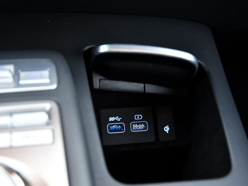 Used 2025 Genesis GV70 2.5T image 19