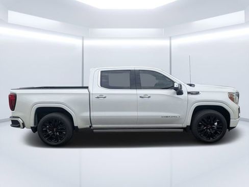Used 2021 GMC Sierra 1500 Denali w/ Denali Carbonpro Edition AWD/4WD image 2